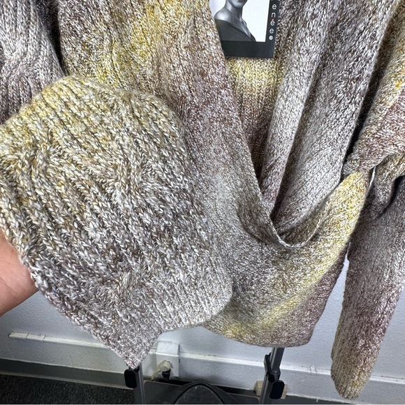 Attitudes by Renee | Women's V-Neck Sweater in Brown and Cream - Picture 3 of 5